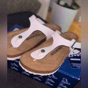 WHITE GIZEH BIRKENSTOCK NEVER WORN SIZE 40EUR/9US